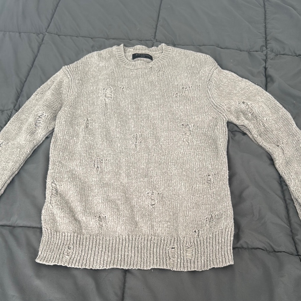 Allsaints Men's Gray Distressed Sweater
100% authentic 
Worn a few times